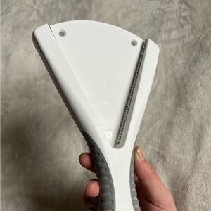 The Pampered Chef Jar Opener